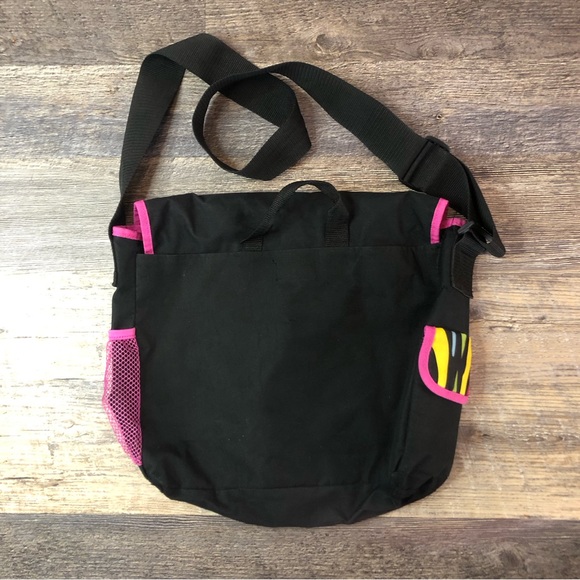 Hello Kitty Messenger Bag black and pink used condition.  Missing zipper piece - Picture 4 of 9